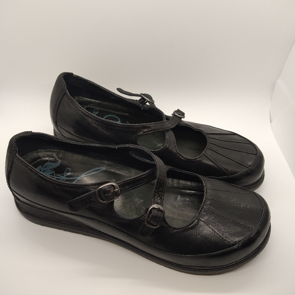 Dansko Womens Mary Jane Leather Clog Shoes
